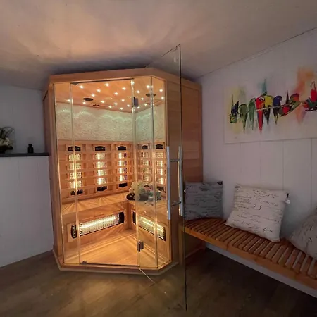 Holiday In With Sauna *
